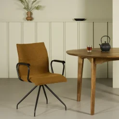 Eetkamerstoelen< Draaibare Eetkamerstoel Trondheim Cognac