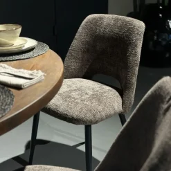 Eetkamerstoelen< Eetkamerstoel Brogan Bruin