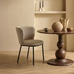 Eetkamerstoelen< Eetkamerstoel Maeve Beige