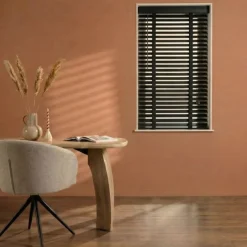 Zwarte Jaloezieën< Houten Jaloezie Zwart - 80x130 cm