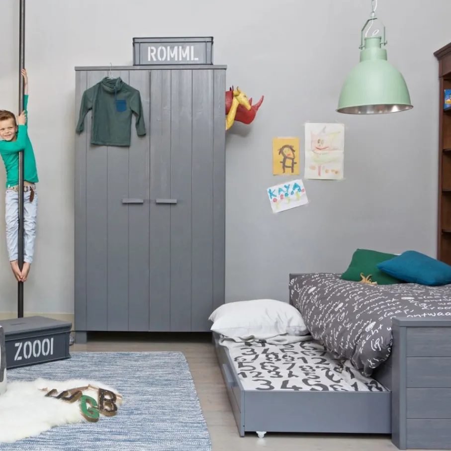 Eenpersoonsbedden<WOOOD Bed Dennis Grijs - 90x200 cm