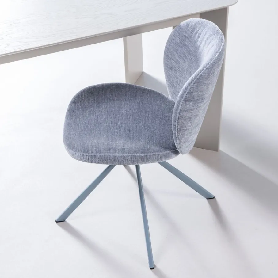 Eetkamerstoelen<WOOOD Draaibare Eetkamerstoel Femke Blauw