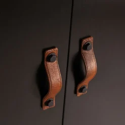Kledingkasten<WOOOD Kledingkast Dian Zwart - 94x180x40 cm