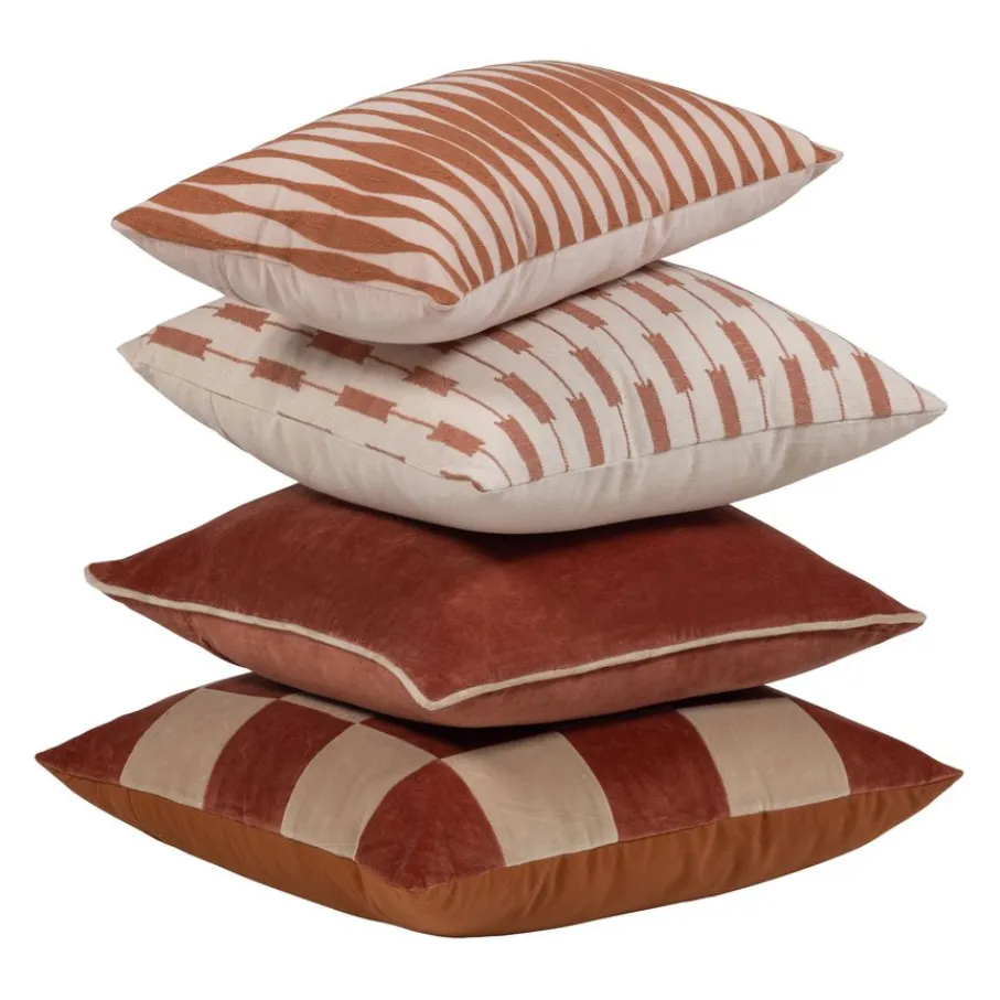Sierkussens<WOOOD Sierkussen Zena Roze / Roestbruin - set 4 stuks